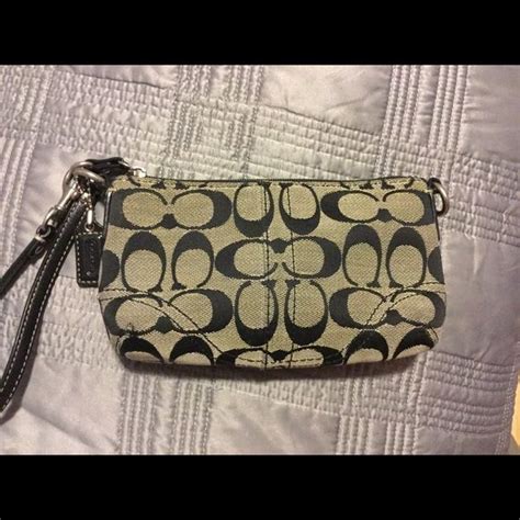 fake coach wristlet clear made in china tag